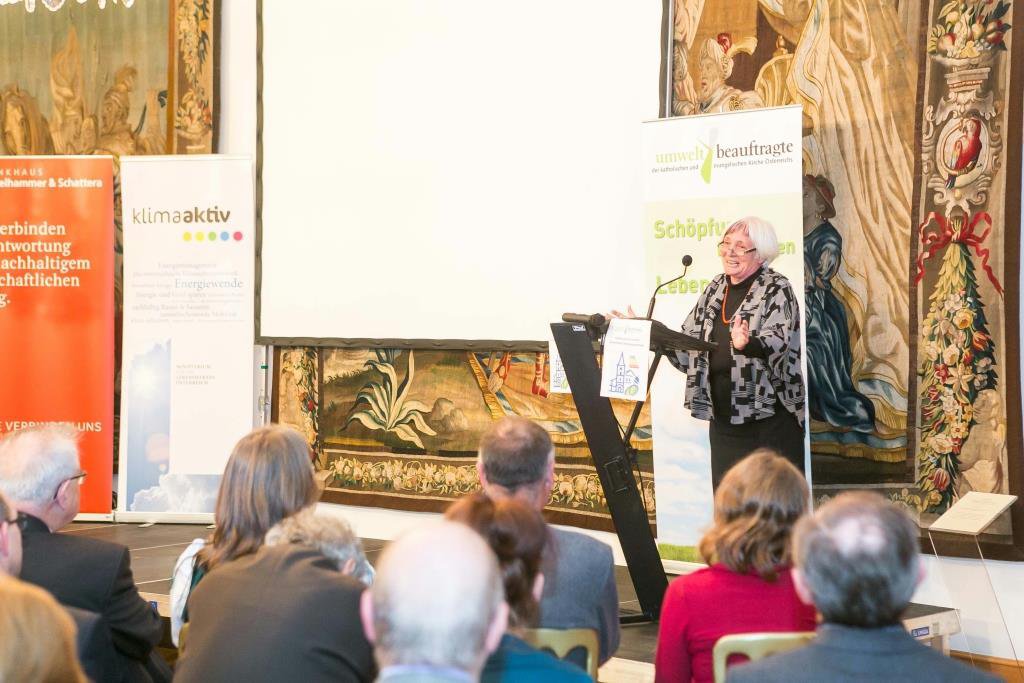 &quot;Pfarrgemeinden sind Vorbilder und Vorreiter beim Energiesparen&quot;, so Oberkirchenrätin Hannelore Reiner.
