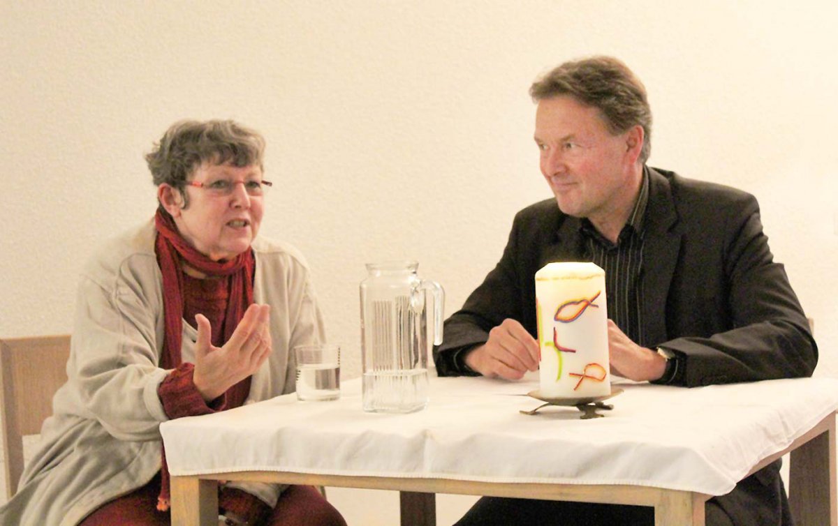 Rotraud Pernser und Udo Bachmair im Gespräch.