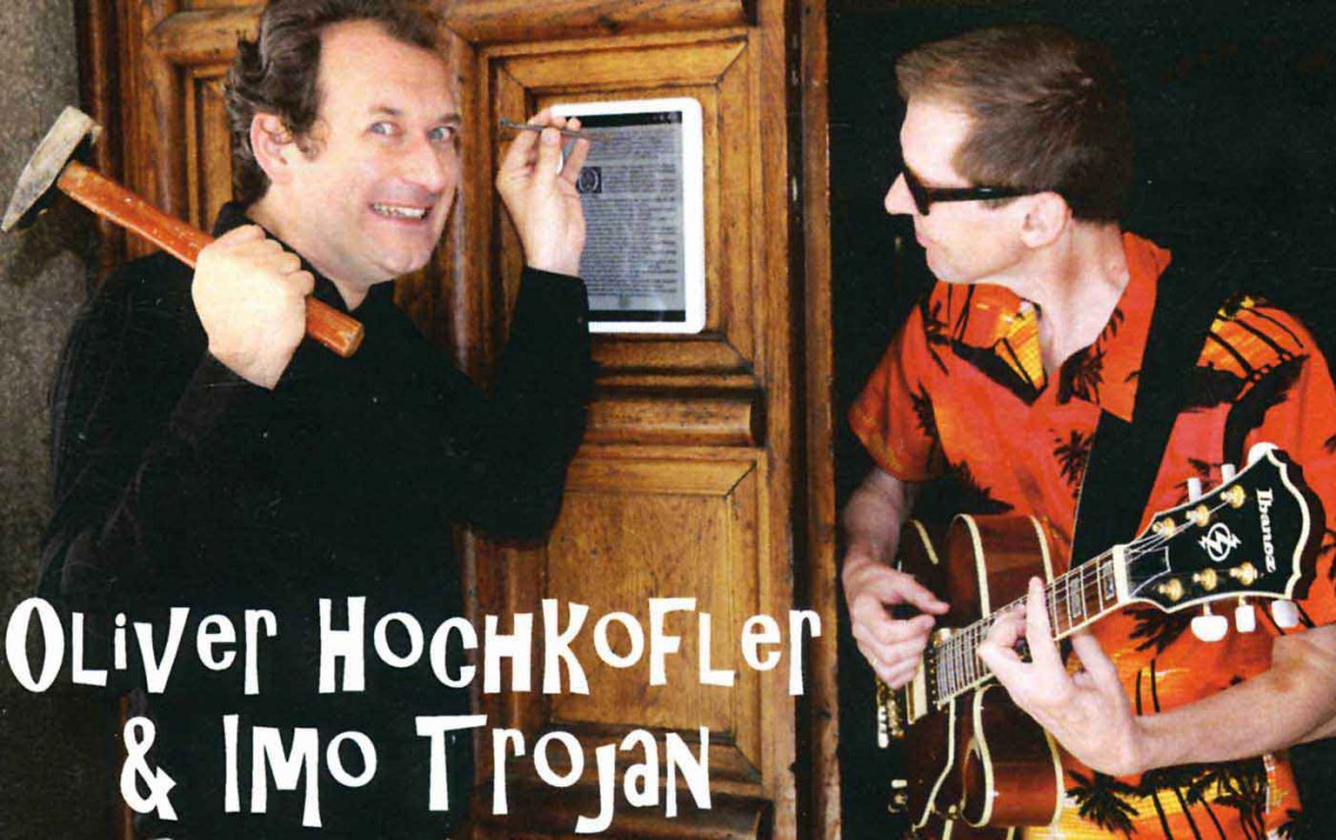 Den humoristischen Höhepunkt des Reformationsjubiläums bilden Oliver Hochkofler und Imo Trojan mit ihrem Reformationskabarett. Das Programm ist jetzt auch auf DVD erschienen. Foto: Hochkofler/Trojan