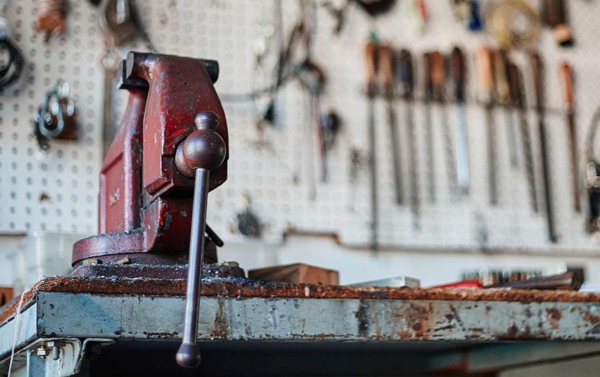 „Wenn mein Auto kaputt ist, bringe ich es in die Werkstatt. Dort wird es gerichtet. Und dann fährt es wieder.“ Es gibt vieles zu richten, meint Maria Katharina Moser. Foto: pixabay/Free-Photo