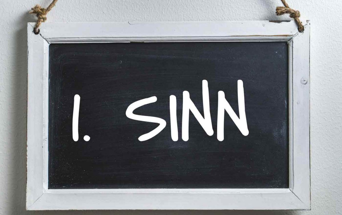 &quot;In der Kirche haben Sie es mit dem &#039;Ratgeber aller Ratgeber&#039; zu tun – der Bibel.&quot; Foto: pxhere/Grafik: epd