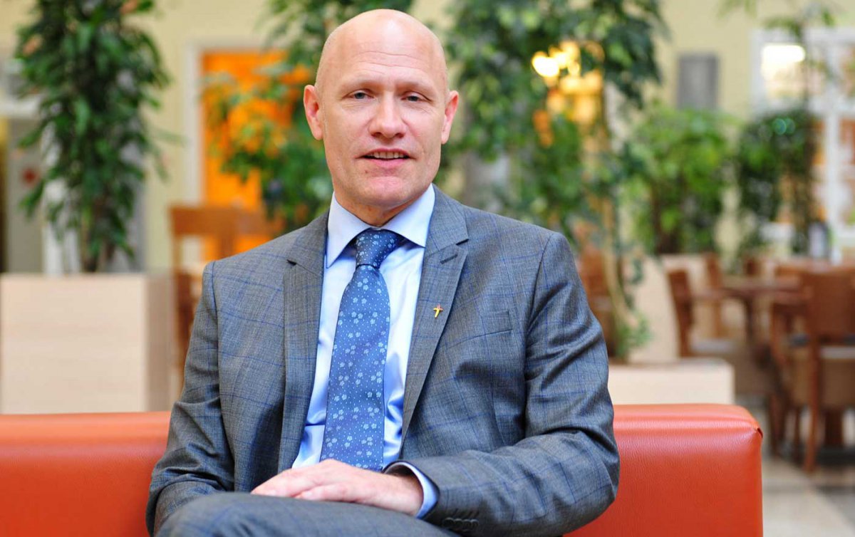 „Verbindendes Zeichen, wenn acht Religionsgemeinschaften gemeinsam die Stimme erheben“ – der Wiener Superintendent Matthias Geist. Foto: epd/Uschmann