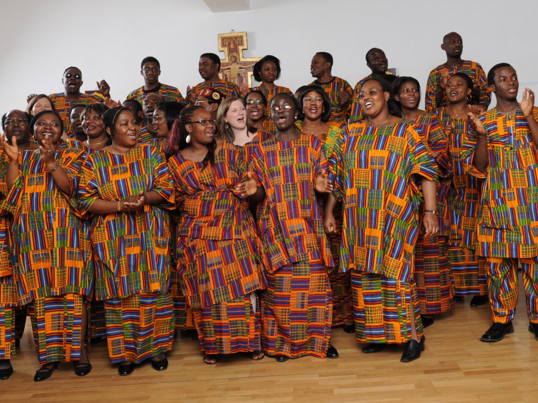 Der Ghana Minstrel Choir der Ghanaian Protestant Congregation aus Simmering.